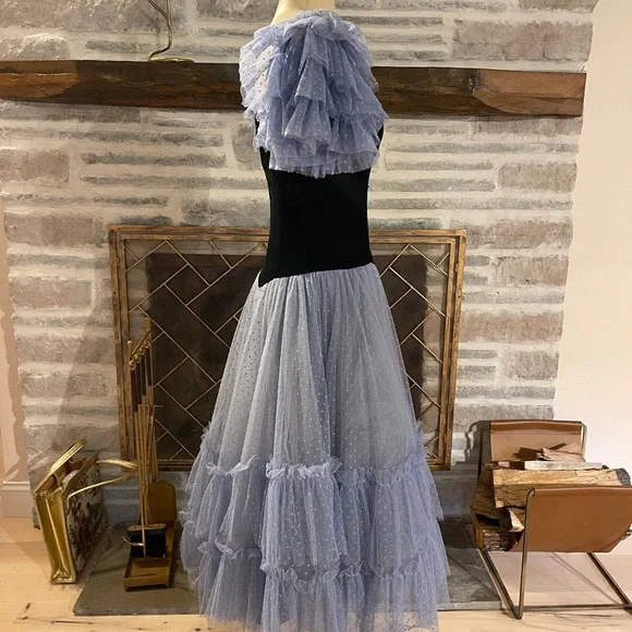 Elegant Black and Lavender Dress - Picture 4 of 6